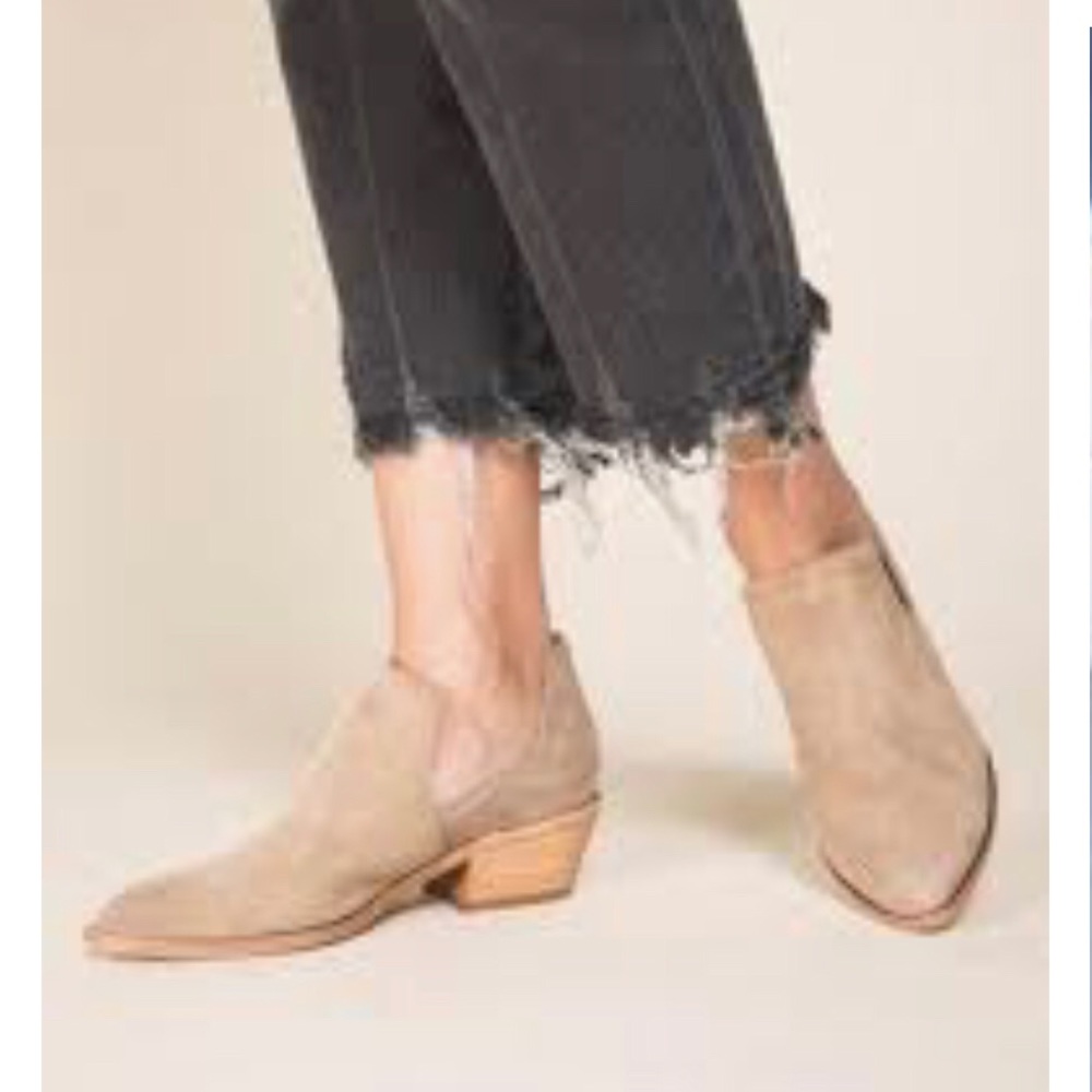 Chinese Laundry Focus Bootie NWT 6